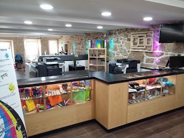 Mostrador con productos — interior Imprebor